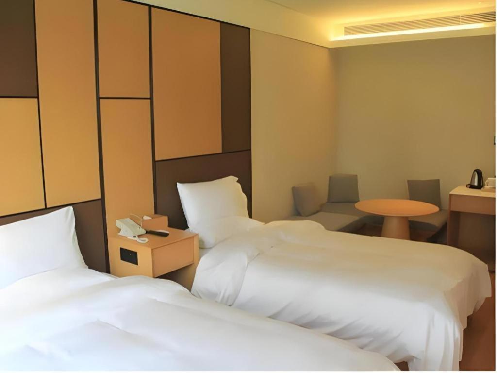 Ji Hotel Shanghai The Bund Tiantong Road Екстер'єр фото