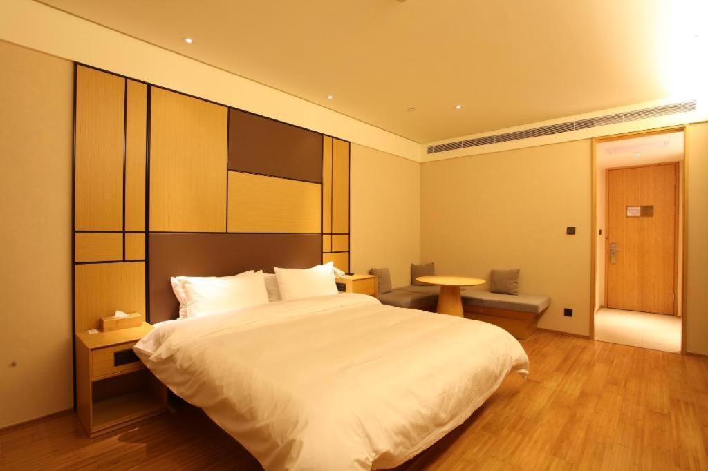 Ji Hotel Shanghai The Bund Tiantong Road Екстер'єр фото