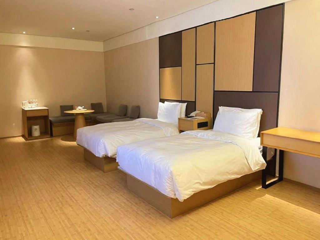 Ji Hotel Shanghai The Bund Tiantong Road Екстер'єр фото