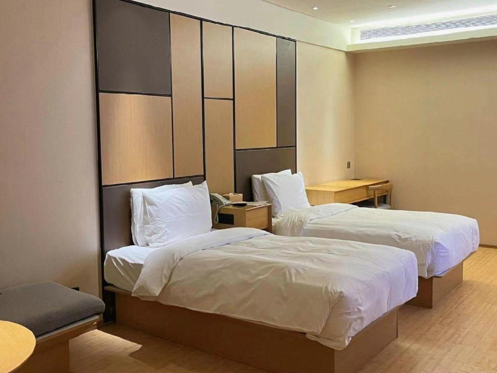 Ji Hotel Shanghai The Bund Tiantong Road Екстер'єр фото